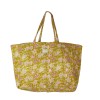 Flowers printed quilted bag